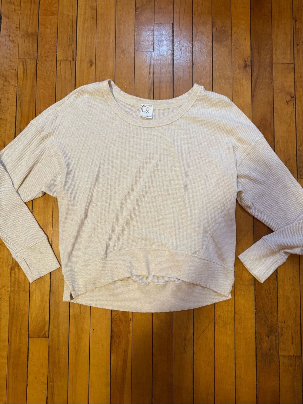 Aerie top